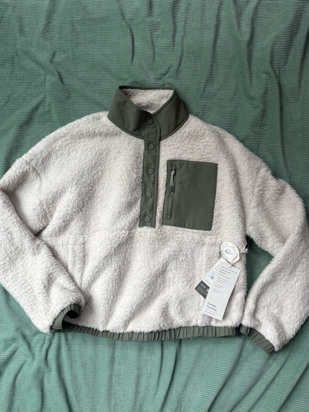 Vuori Cream Sherpa Pullover with Olive Trim